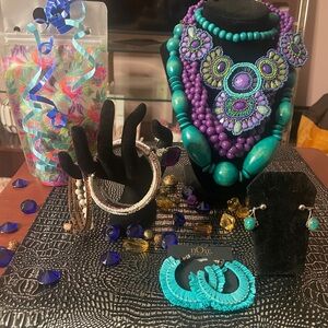 **Jewelry Bundle Alert**
Free Bag of jewelry with purchase!!